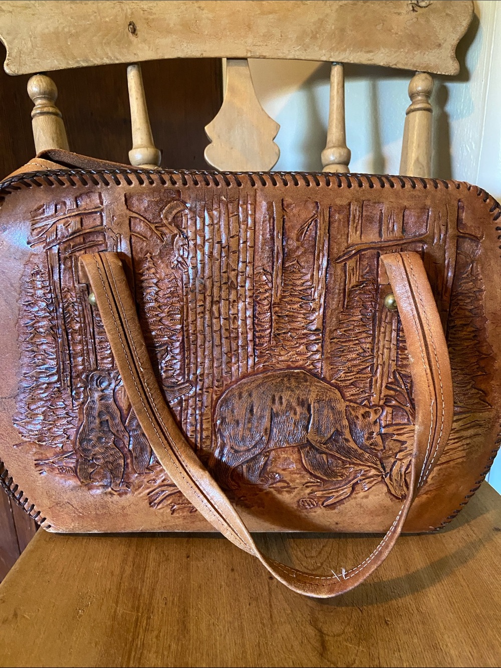 Vintage 60s 70s Hand Tooled Leather Purse Bear Woodland Wildlife Western - Picture 6 of 9